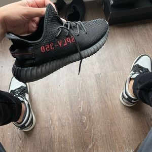 Mens Yeezy super comfy for work ect.